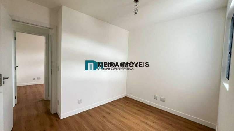 Apartamento, Sagrada Família, 3 Quartos, 2 Vagas, 1 Suíte