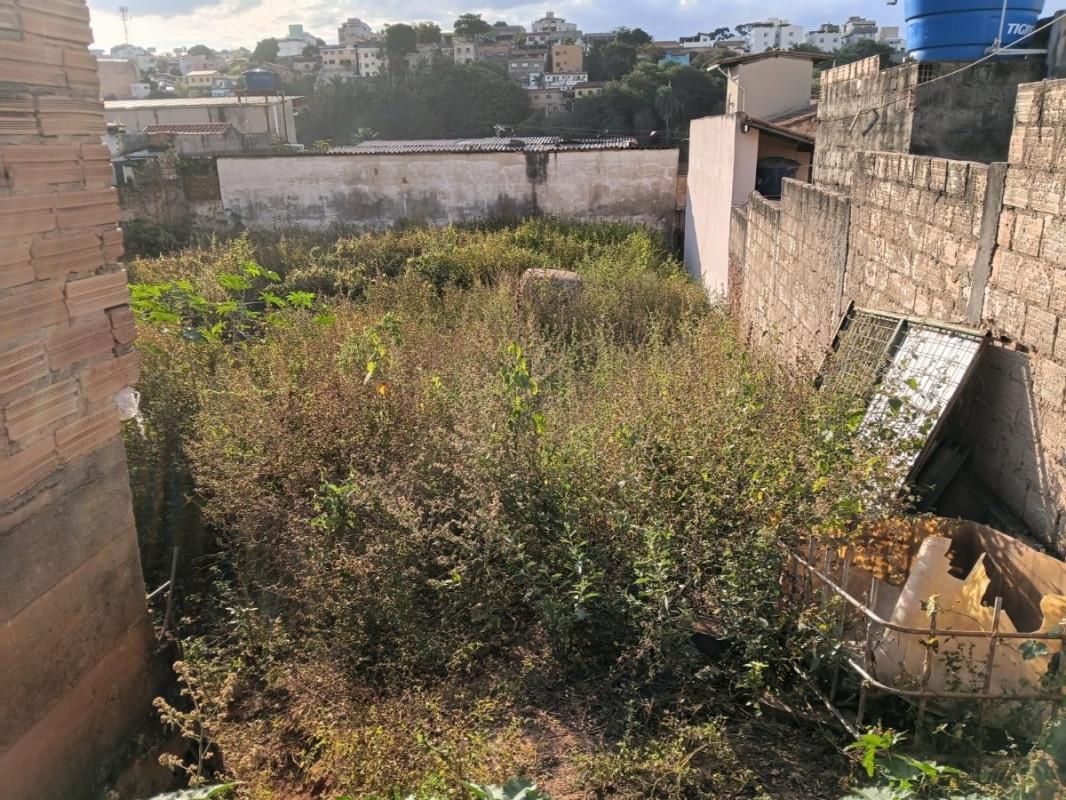 Lote, Universitário, 0 Quarto, 0 Vaga