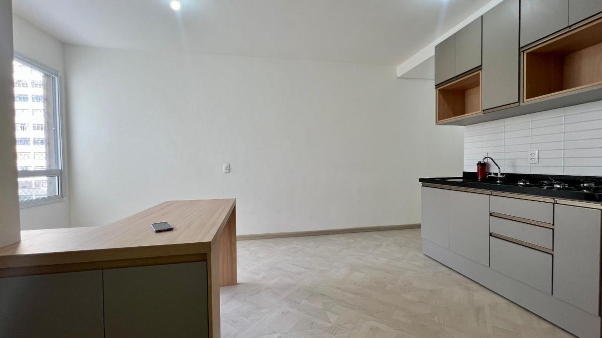 Apartamento, Centro, 2 Quartos, 1 Vaga