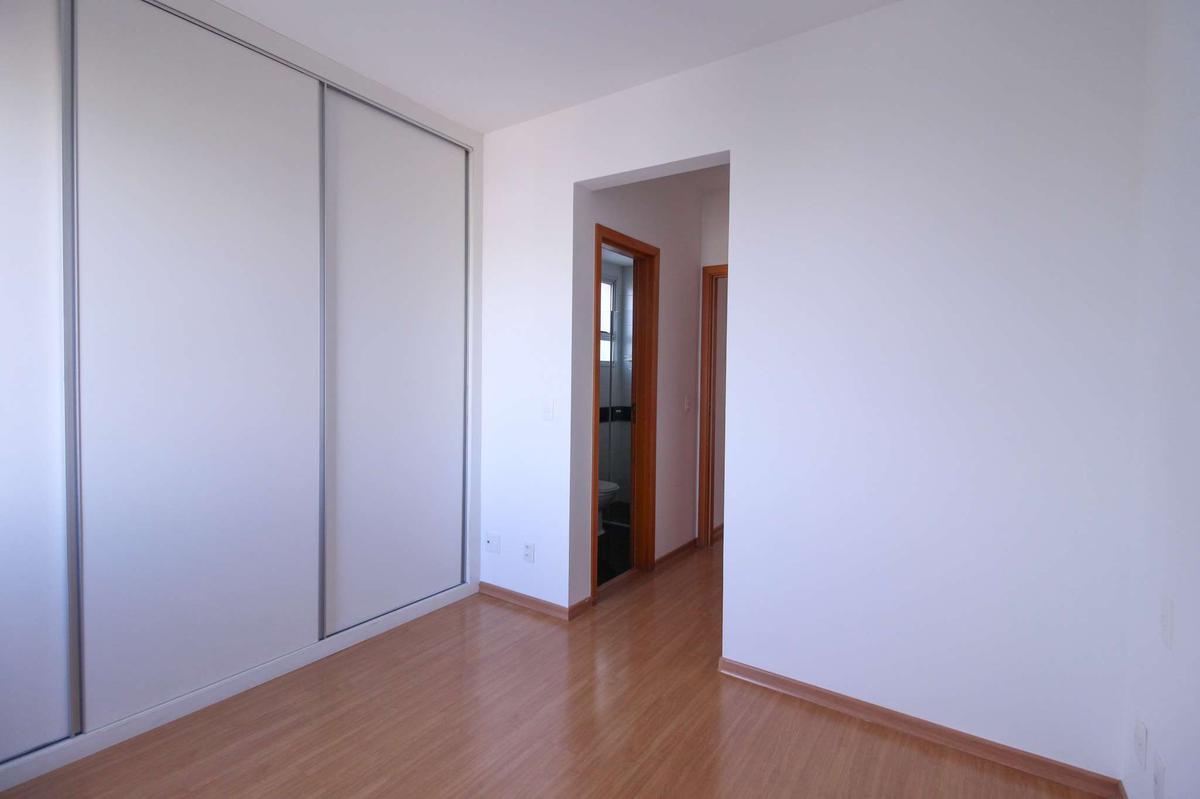 Apartamento, Serra, 2 Quartos, 2 Vagas, 1 Suíte