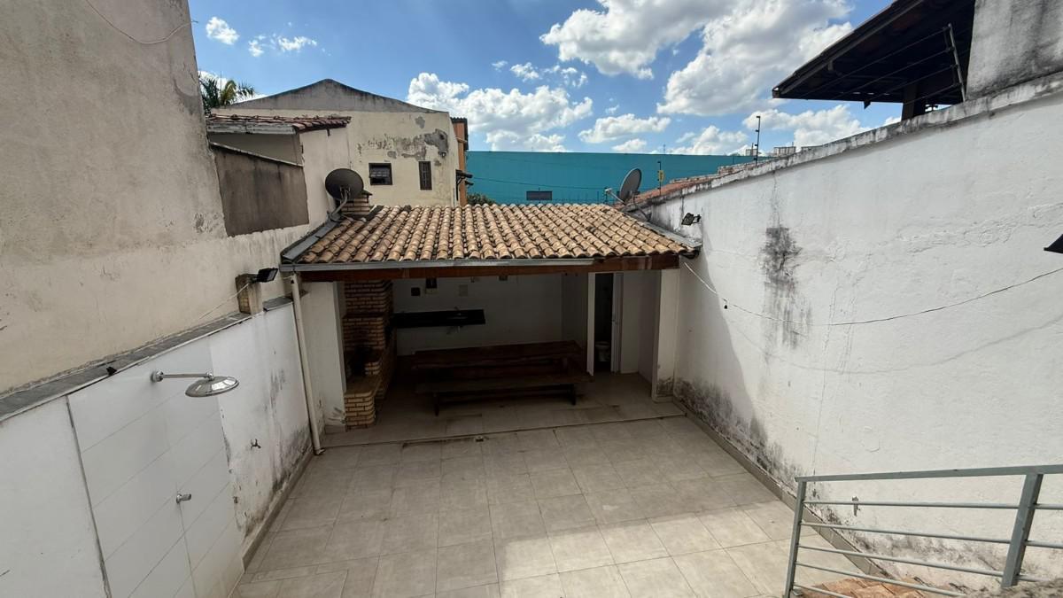Casa, Arvoredo, 4 Quartos, 2 Vagas, 1 Suíte