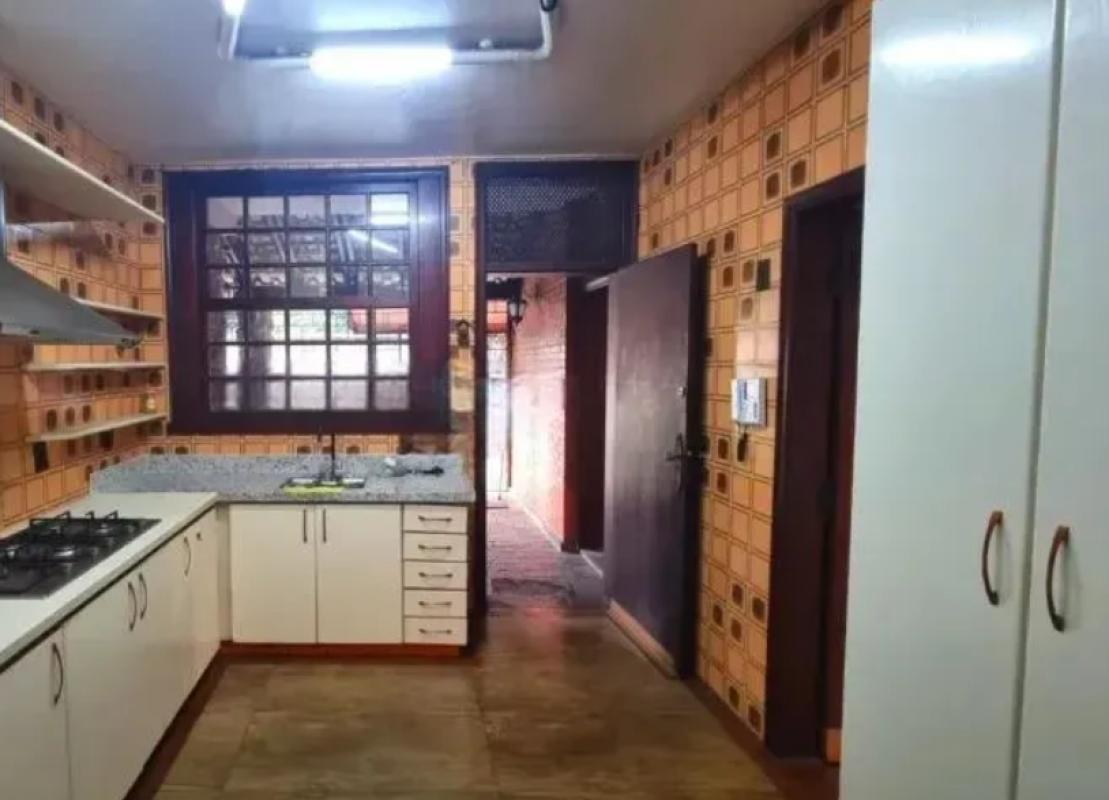Casa, São Luiz (pampulha), 7 Quartos, 12 Vagas, 3 Suítes