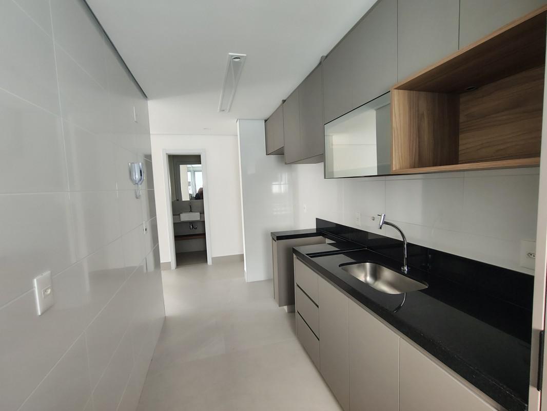 Apartamento, Sagrada Família, 3 Quartos, 2 Vagas, 1 Suíte