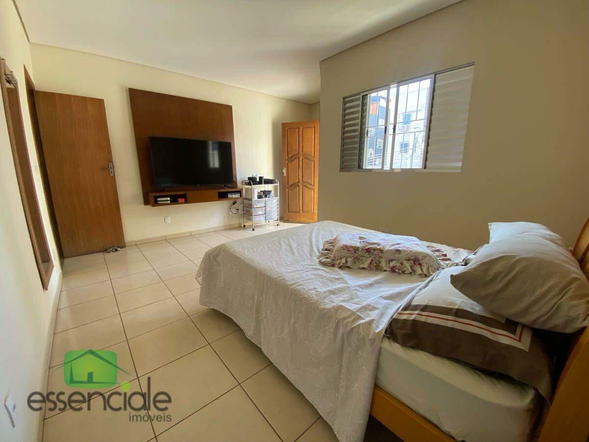 Casa, Jardim Riacho das Pedras, 4 Quartos, 2 Vagas, 1 Suíte