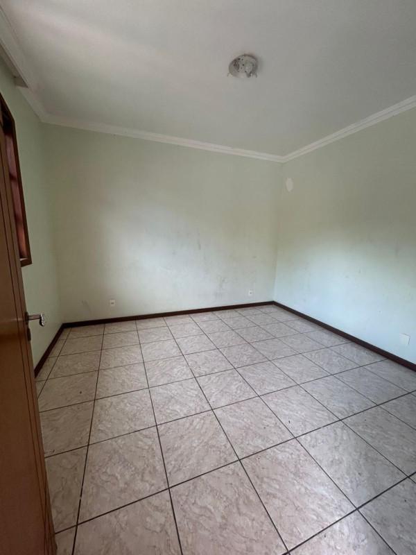 Casa, Nações Unidas, 5 Quartos, 0 Vaga, 4 Suítes