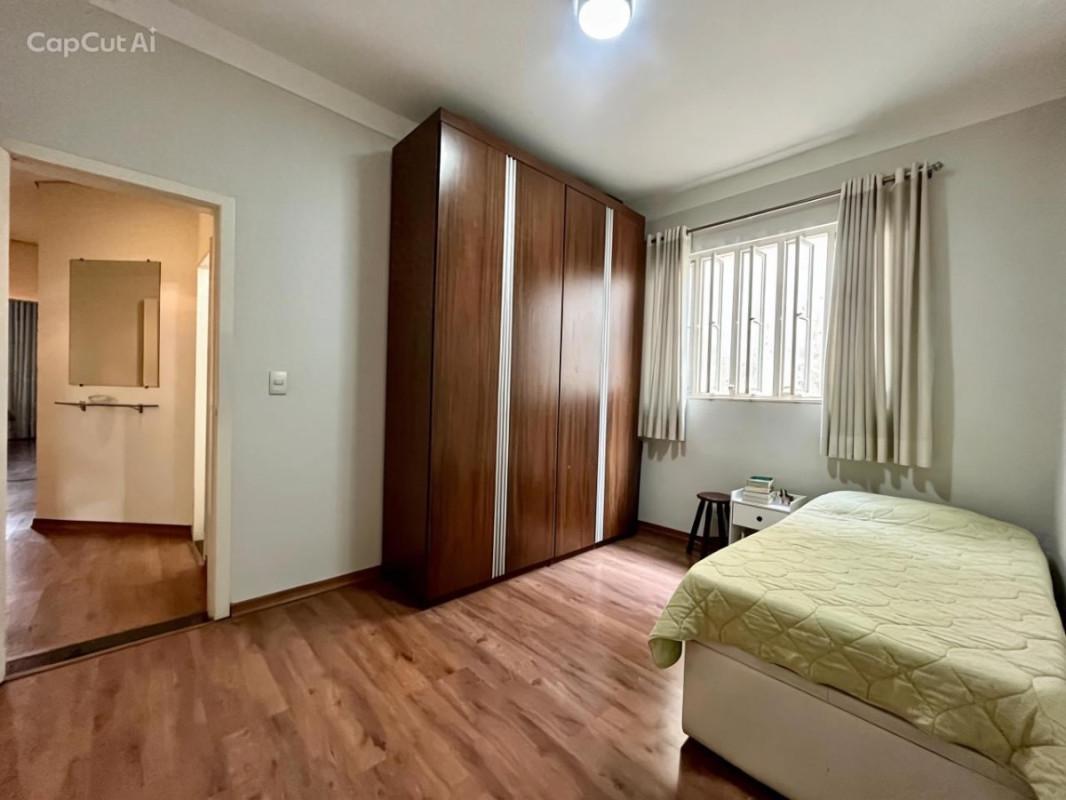 Casa, Paquetá, 3 Quartos, 4 Vagas, 1 Suíte