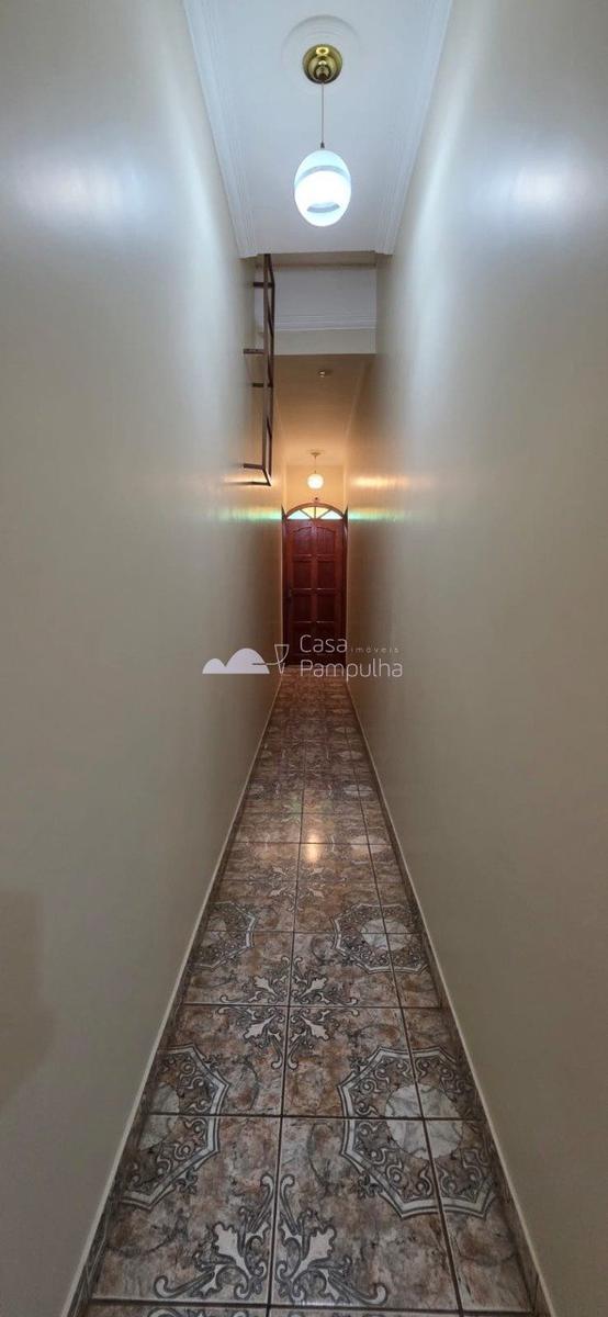 Casa, Trevo, 4 Quartos, 2 Vagas, 1 Suíte