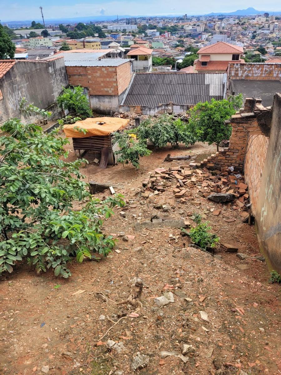 Lote, Monte Castelo, 0 Quarto, 0 Vaga