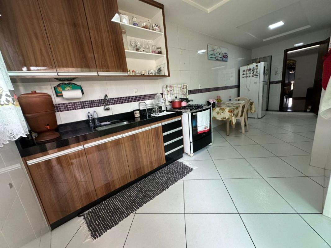 Casa, Teixeira Dias (barreiro), 3 Quartos, 2 Vagas, 1 Suíte