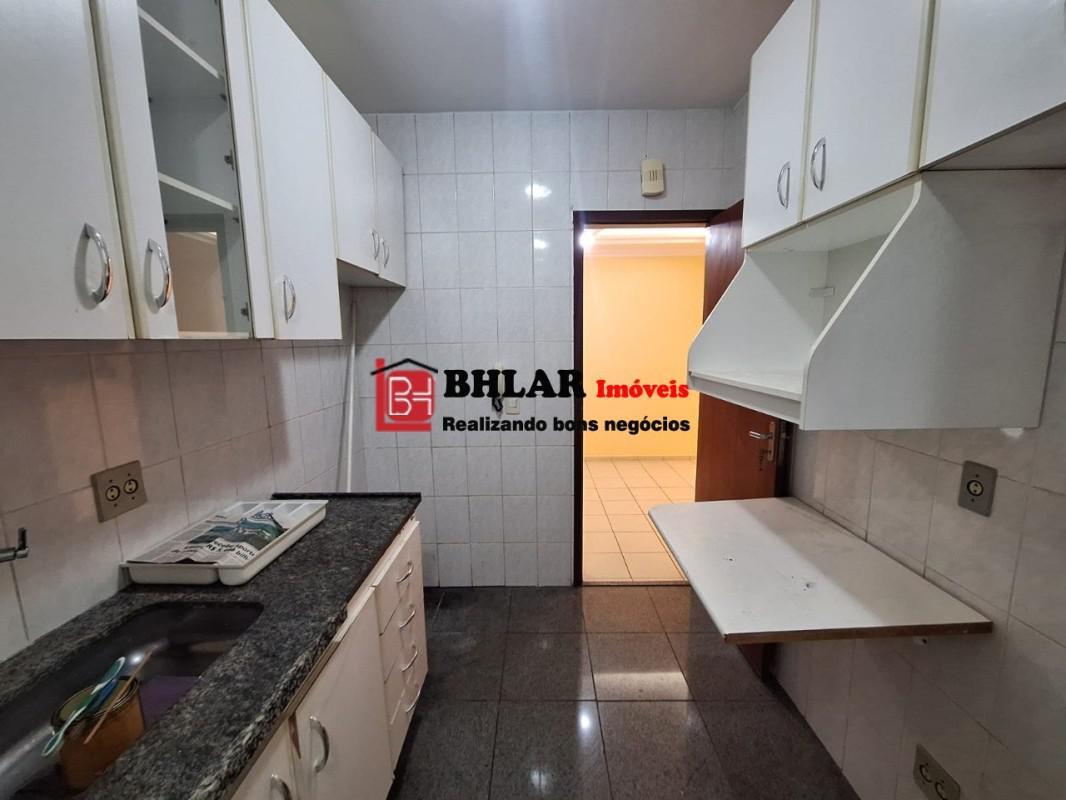 Apartamento, Sagrada Família, 4 Quartos, 1 Vaga, 1 Suíte