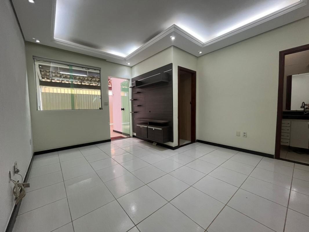 Casa, Santa Mônica, 2 Quartos, 1 Vaga