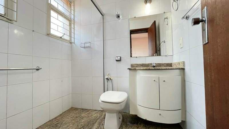 Apartamento, Vila Paris, 3 Quartos, 2 Vagas, 1 Suíte