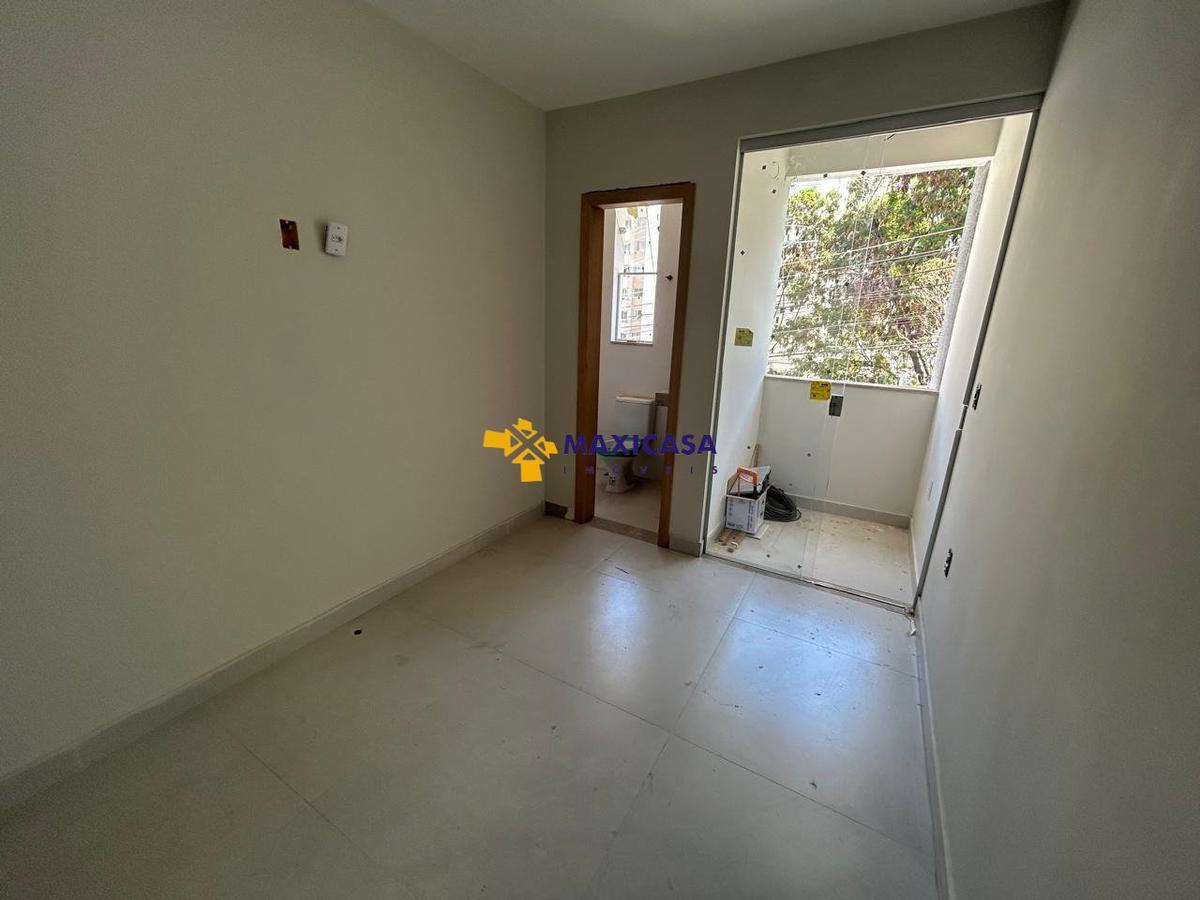 Casa, Planalto, 2 Quartos, 1 Vaga, 1 Suíte