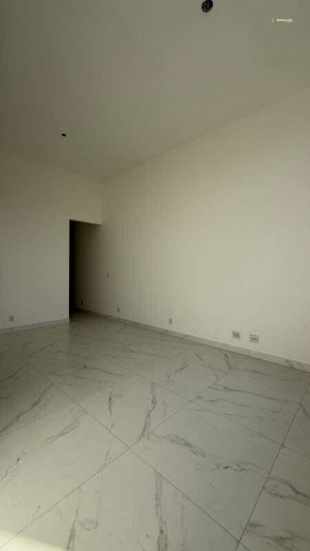 Casa, Novo Centro, 3 Quartos, 0 Vaga, 1 Suíte