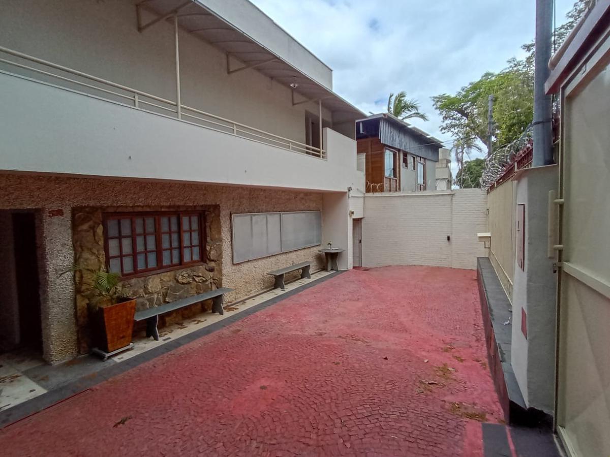 Casa Comercial, Liberdade, 0 Quarto, 4 Vagas