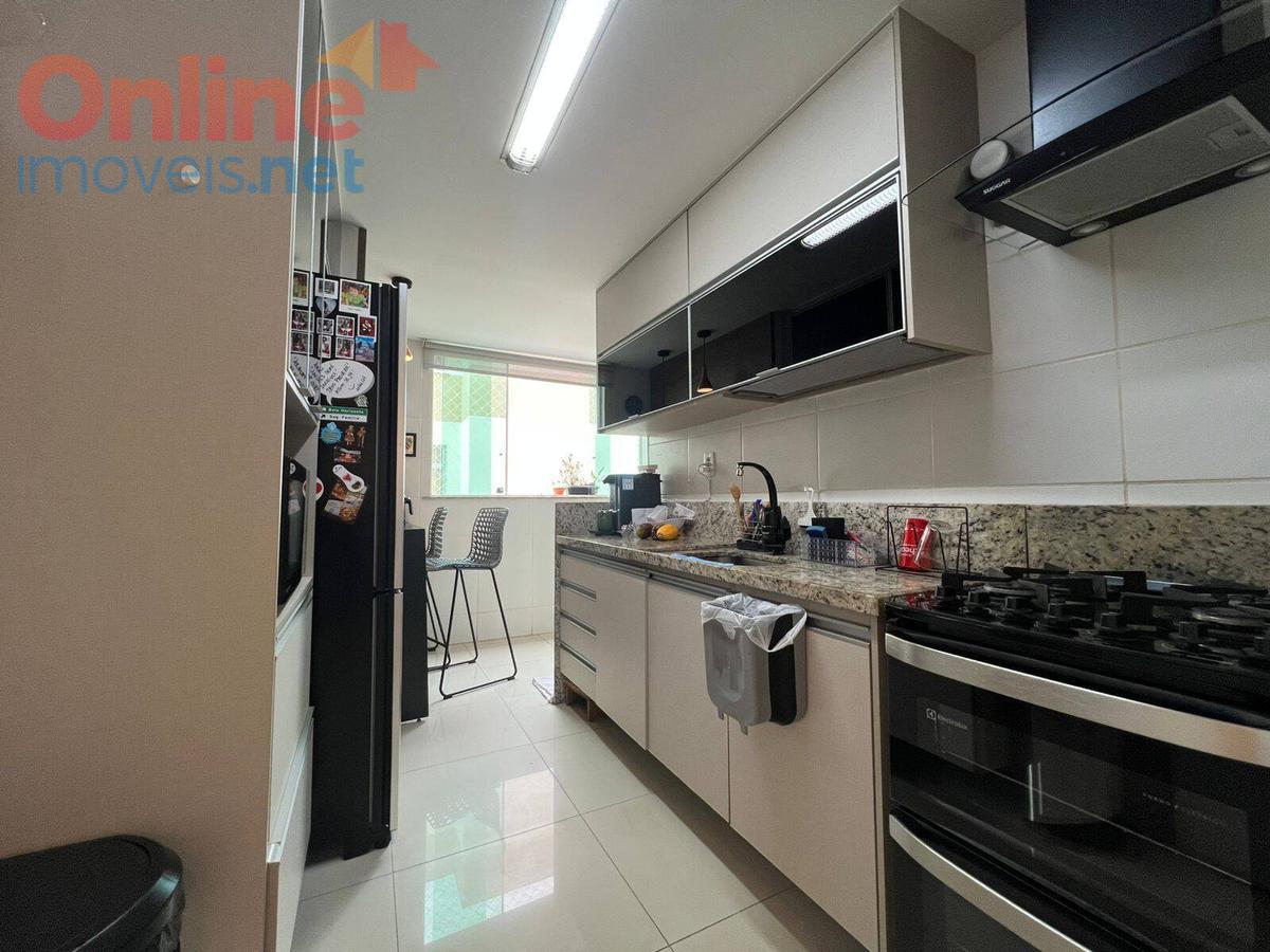 Apartamento, Sagrada Família, 3 Quartos, 0 Vaga, 1 Suíte