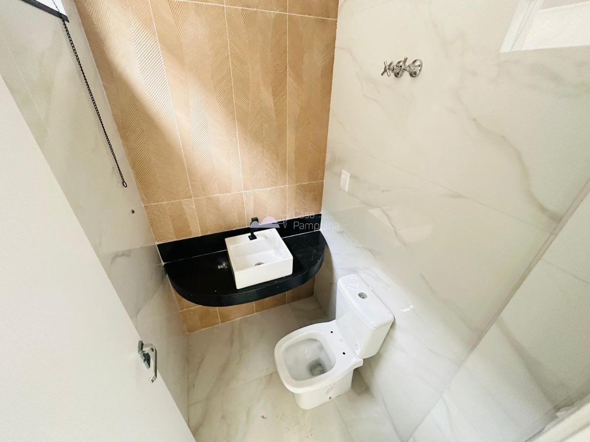 Casa, Santa Branca, 3 Quartos, 2 Vagas, 1 Suíte