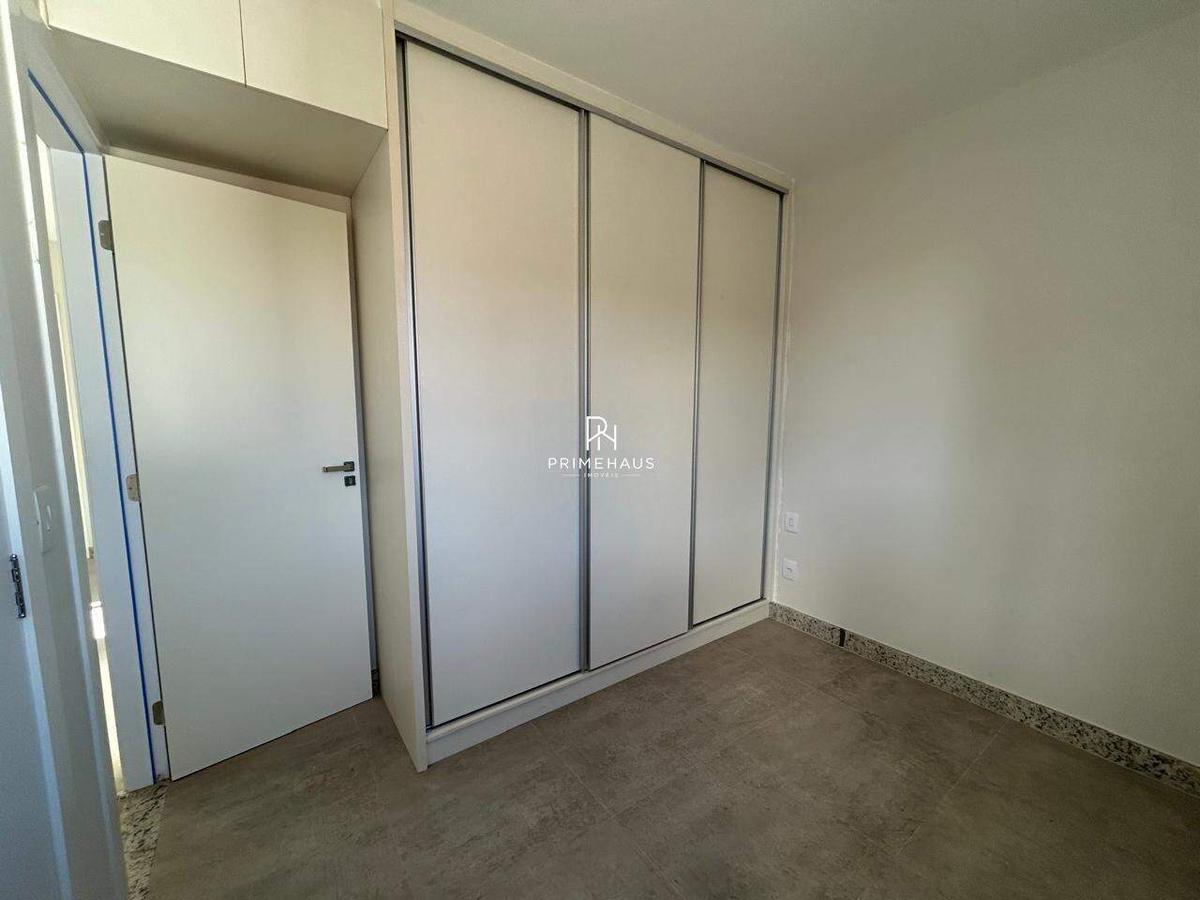 Apartamento, Castelo, 2 Quartos, 0 Vaga, 1 Suíte