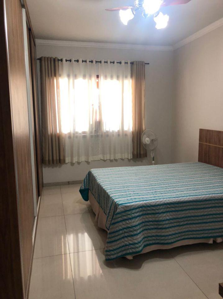 Casa, Caiçaras, 3 Quartos, 6 Vagas, 1 Suíte