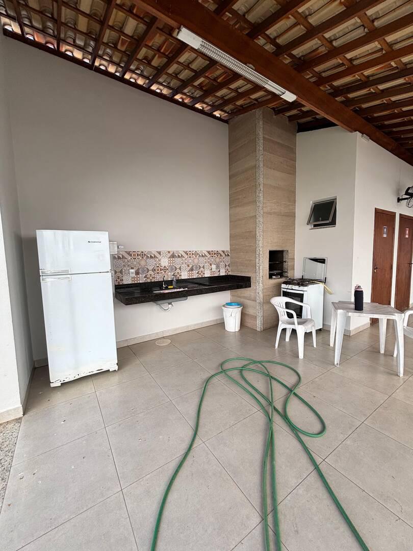 Apartamento, Amaro Lanari, 2 Quartos, 1 Vaga, 1 Suíte