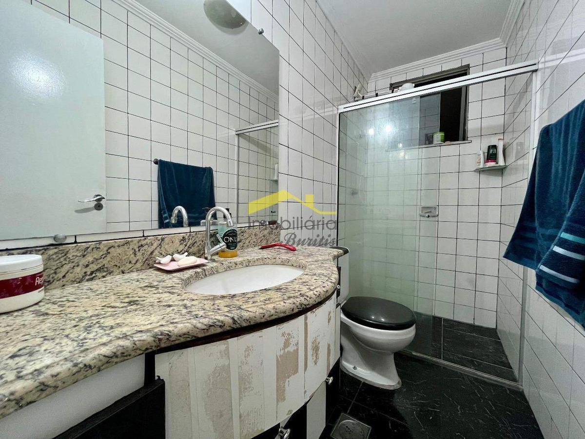 Apartamento, Estoril, 3 Quartos, 1 Vaga, 1 Suíte