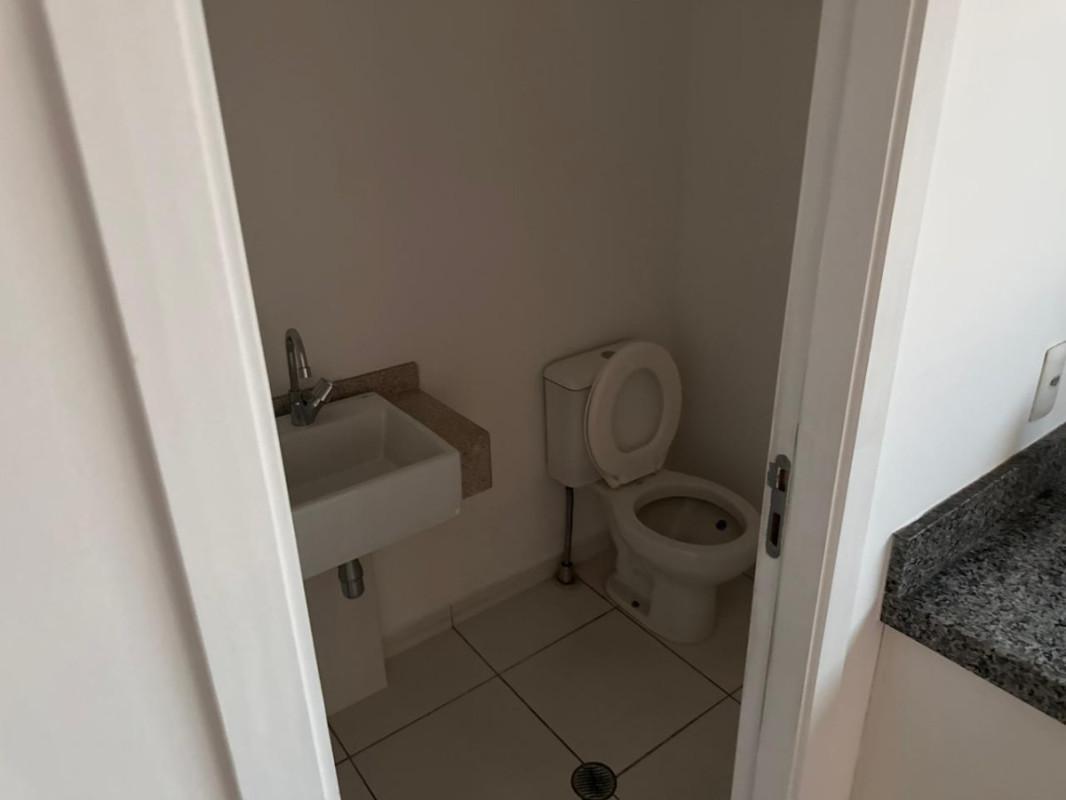 Sala, Vila da Serra, 0 Quarto, 1 Vaga
