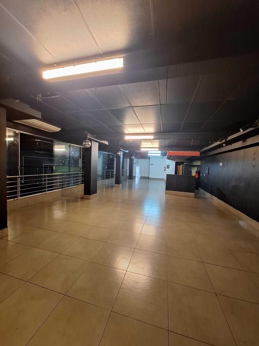 Prédio, Barro Preto, 6 Quartos, 0 Vaga