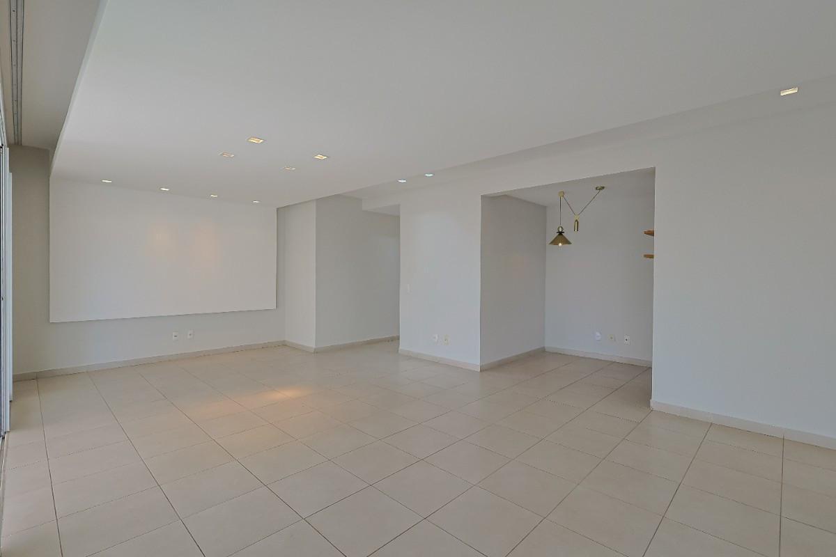 Sala, Vila da Serra, 4 Quartos, 3 Vagas, 3 Suítes