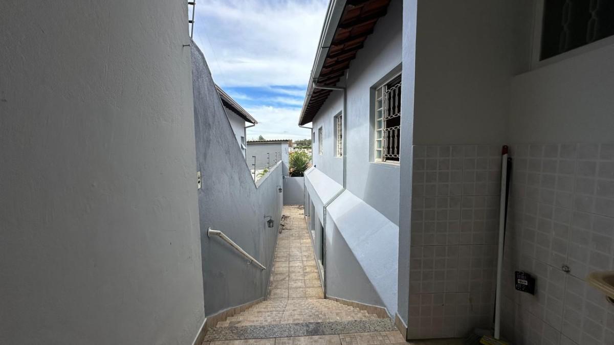 Casa, Santa Amélia, 3 Quartos, 2 Vagas, 1 Suíte