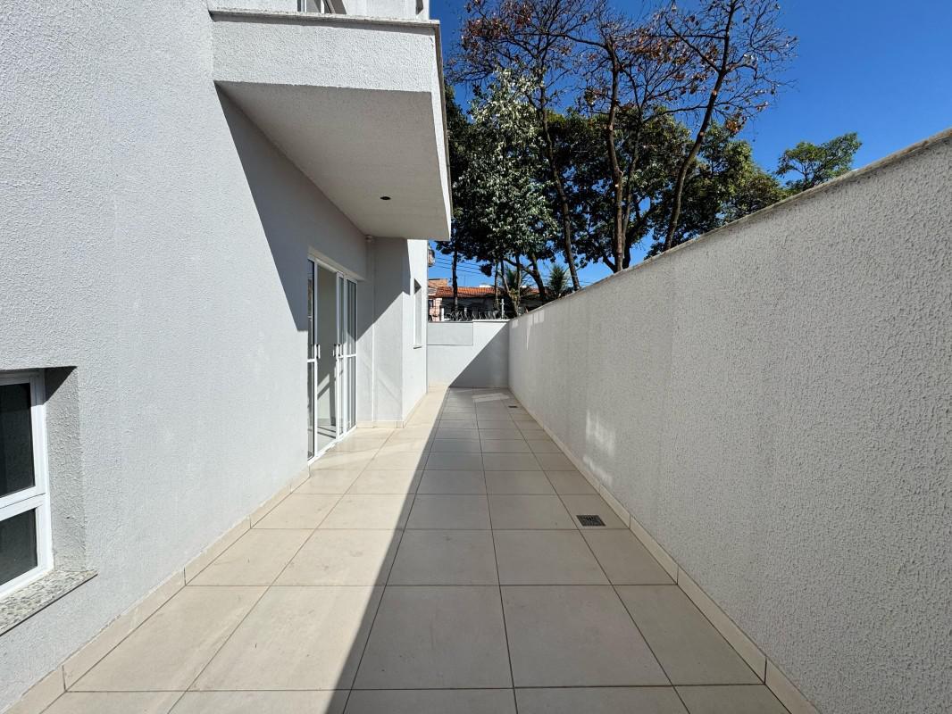 Apartamento, Santa Mônica, 2 Quartos, 1 Vaga