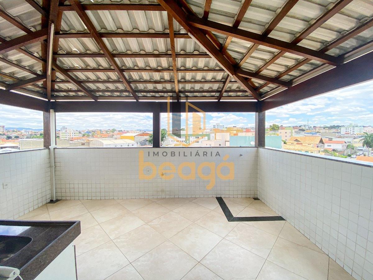 Cobertura, Arvoredo, 3 Quartos, 2 Vagas, 1 Suíte