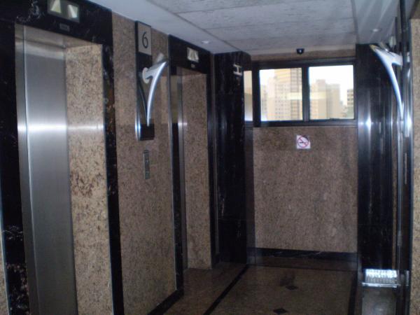 Sala, Funcionários, 1 Vaga