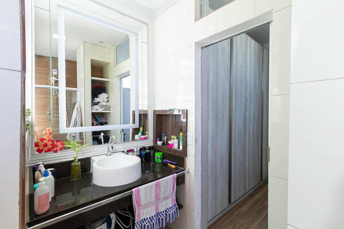 Casa, Santa Terezinha, 0 Quarto, 4 Vagas