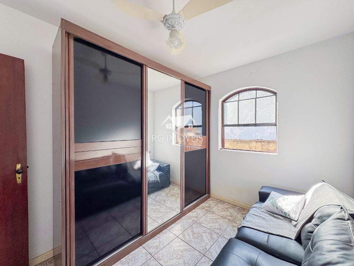 Casa, Itaipu, 5 Quartos, 4 Vagas, 1 Suíte