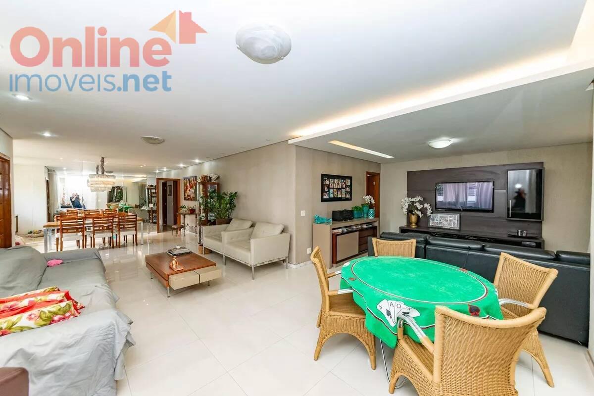 Casa, Gutierrez, 4 Quartos, 0 Vaga, 3 Suítes