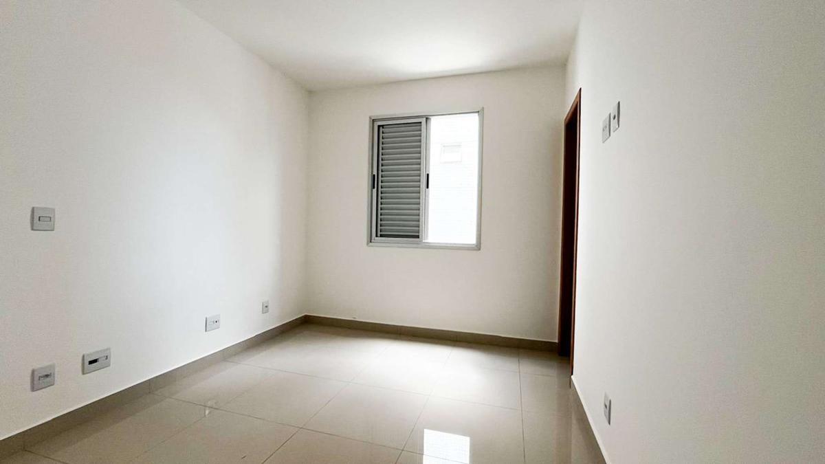 Cobertura, Vila Paris, 2 Quartos, 3 Vagas, 2 Suítes
