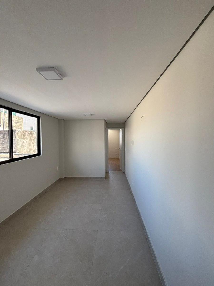 Apartamento, Sagrada Família, 1 Quarto, 1 Vaga