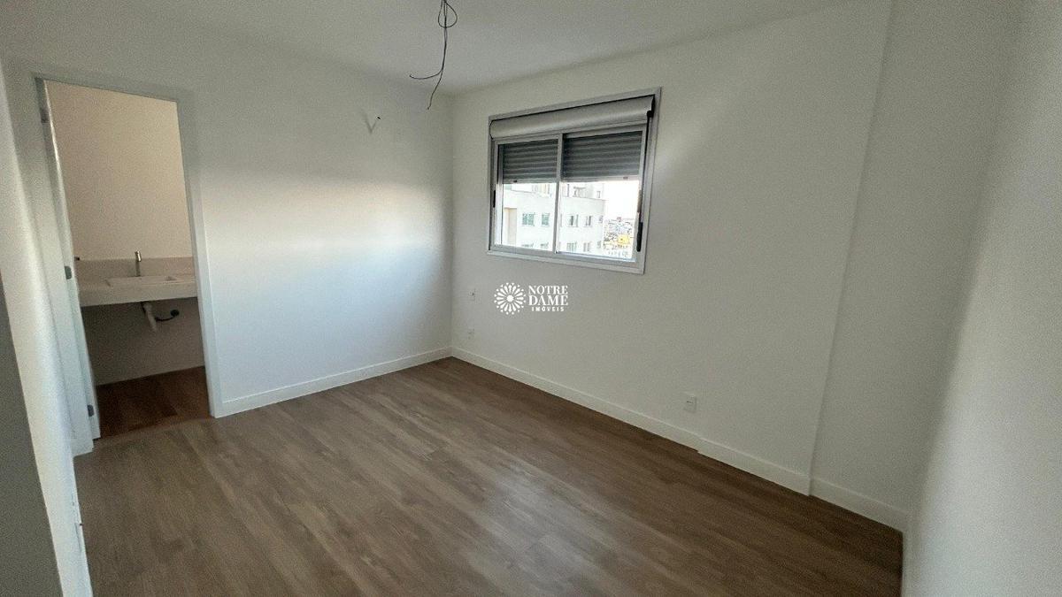 Apartamento, Sagrada Família, 3 Quartos, 2 Vagas, 1 Suíte