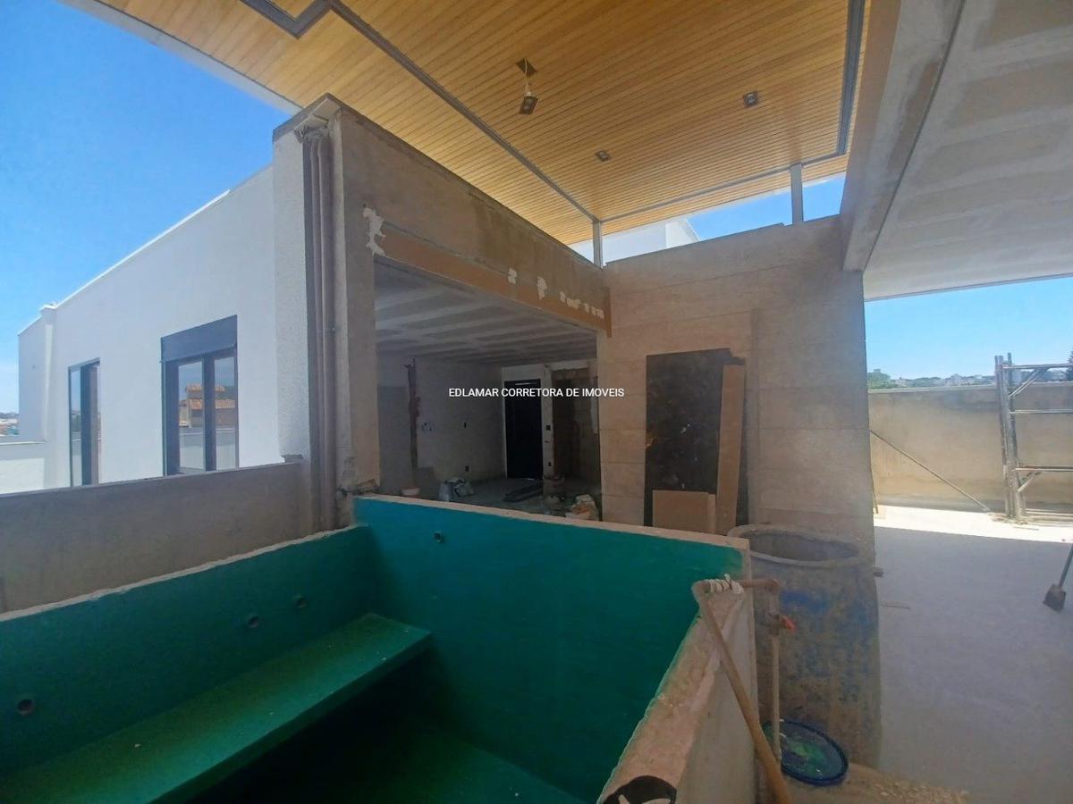 Apartamento, Centro, 3 Quartos, 5 Vagas, 2 Suítes