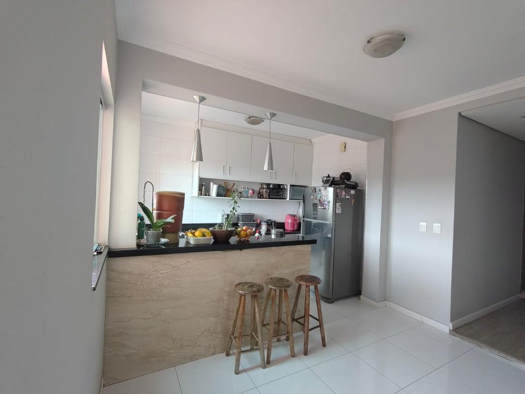 Casa, Conjunto Minascaixa, 3 Quartos, 2 Vagas, 1 Suíte