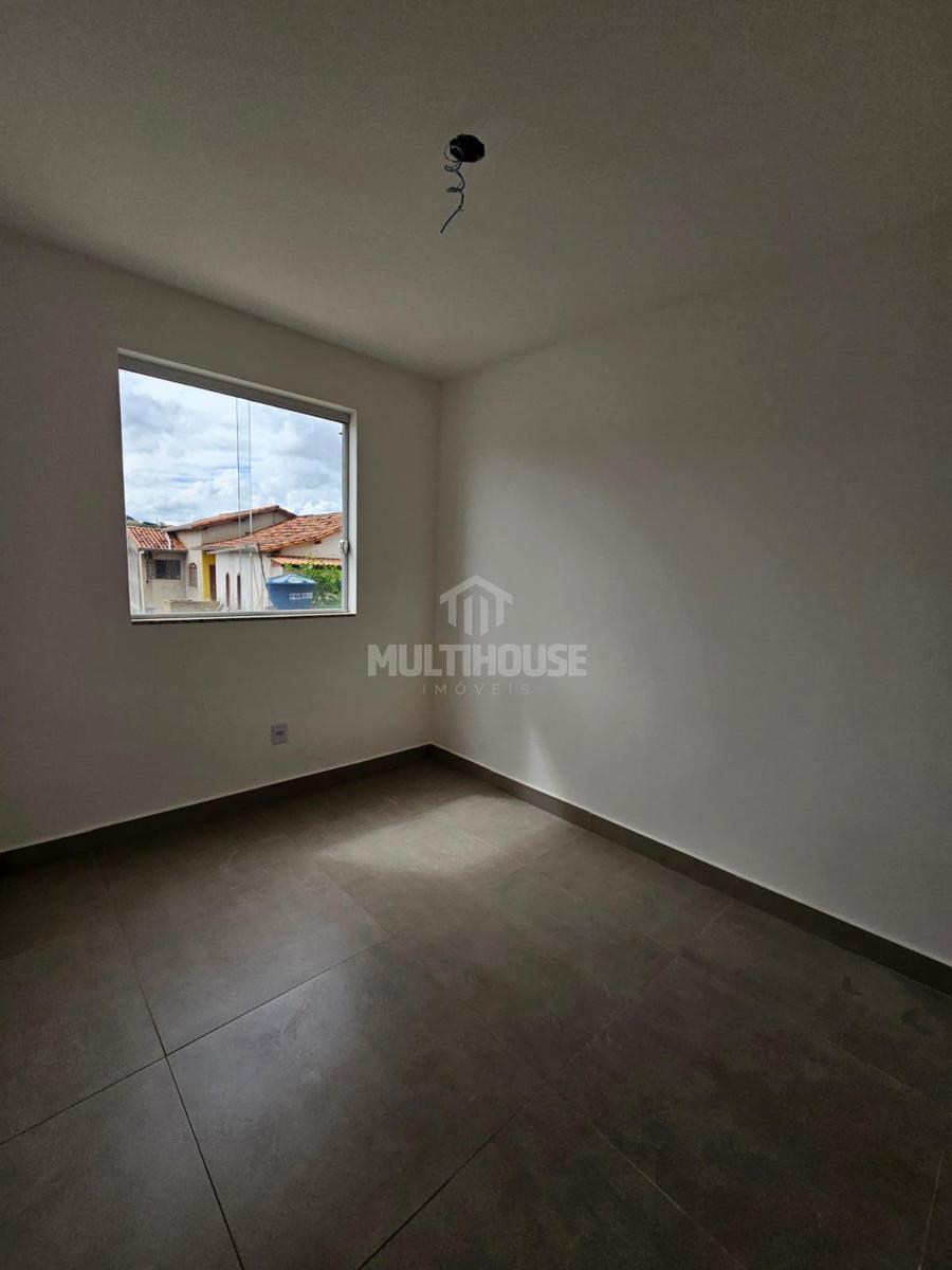 Apartamento, Candelária, 2 Quartos, 2 Vagas, 1 Suíte
