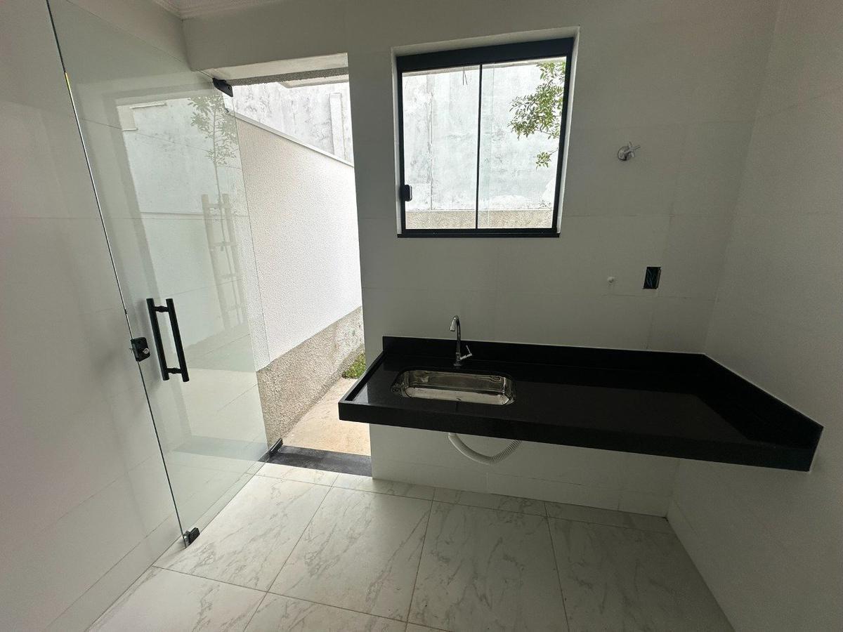 Casa, Jardim Guanabara, 2 Quartos, 2 Vagas