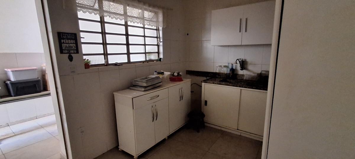 Casa, Nova Granada, 10 Quartos, 0 Vaga