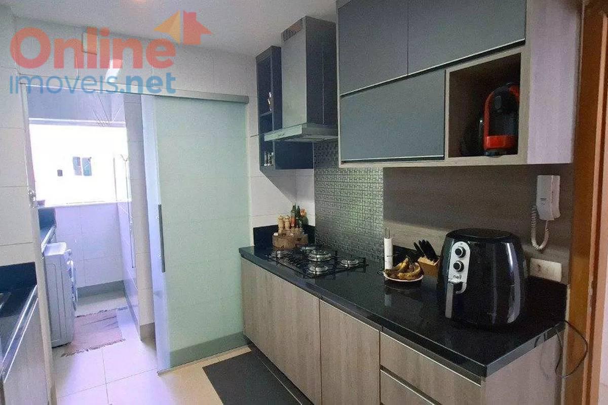 Apartamento, Castelo, 2 Quartos, 0 Vaga, 2 Suítes