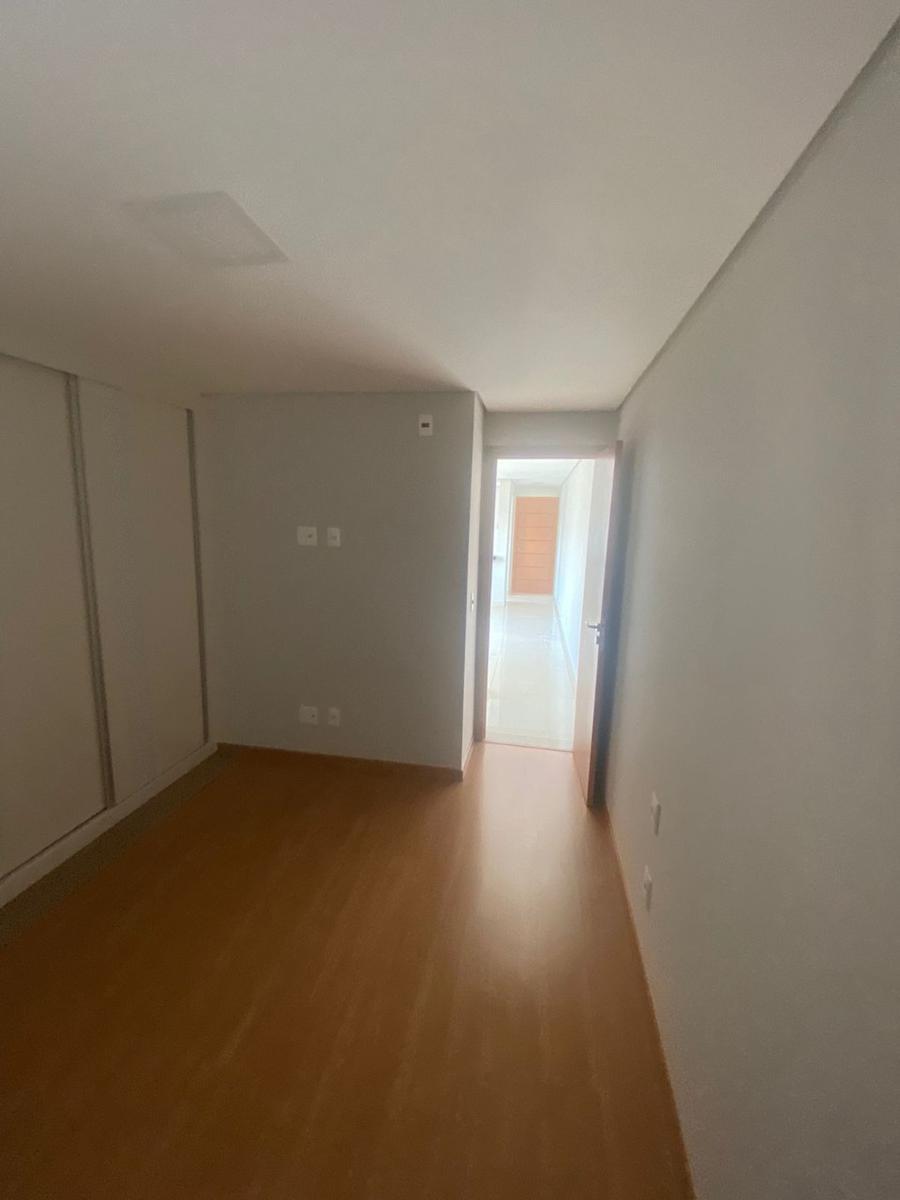 Apartamento, Sagrada Família, 1 Quarto, 1 Vaga
