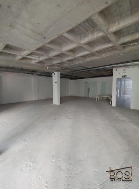 Sala, Savassi, 0 Quarto, 3 Vagas