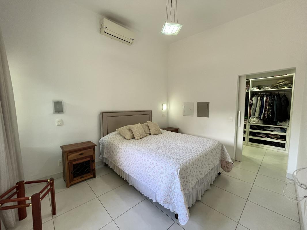 Casa, Arquipélago Verde, 4 Quartos, 6 Vagas, 1 Suíte