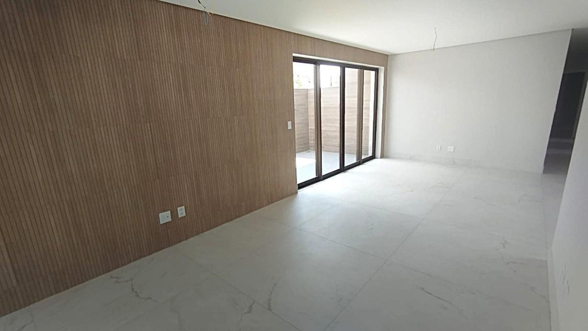 Apartamento, Jaraguá, 4 Quartos, 3 Vagas, 2 Suítes