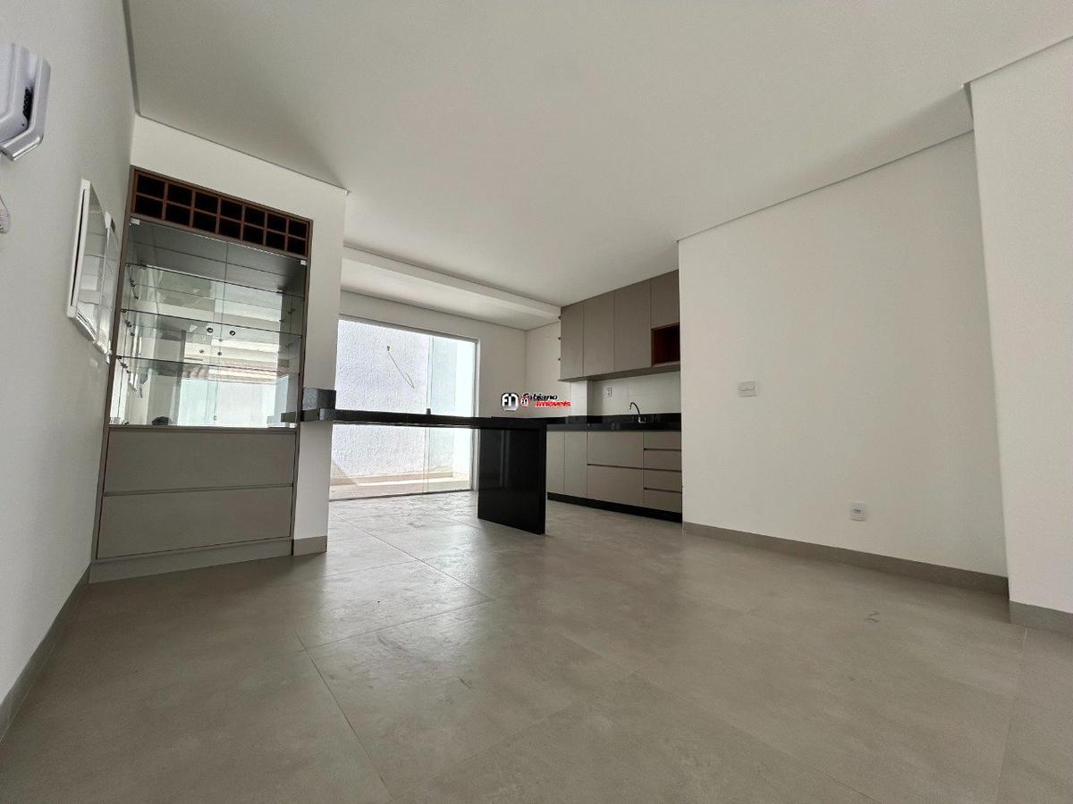 Apartamento, Castelo, 4 Quartos, 2 Vagas, 1 Suíte