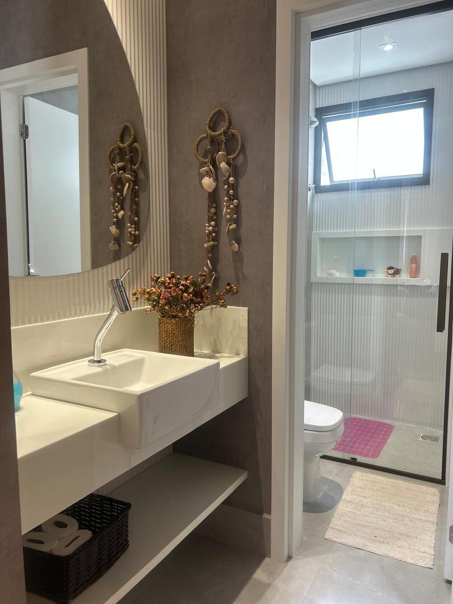 Apartamento, Castelo, 4 Quartos, 2 Vagas, 1 Suíte